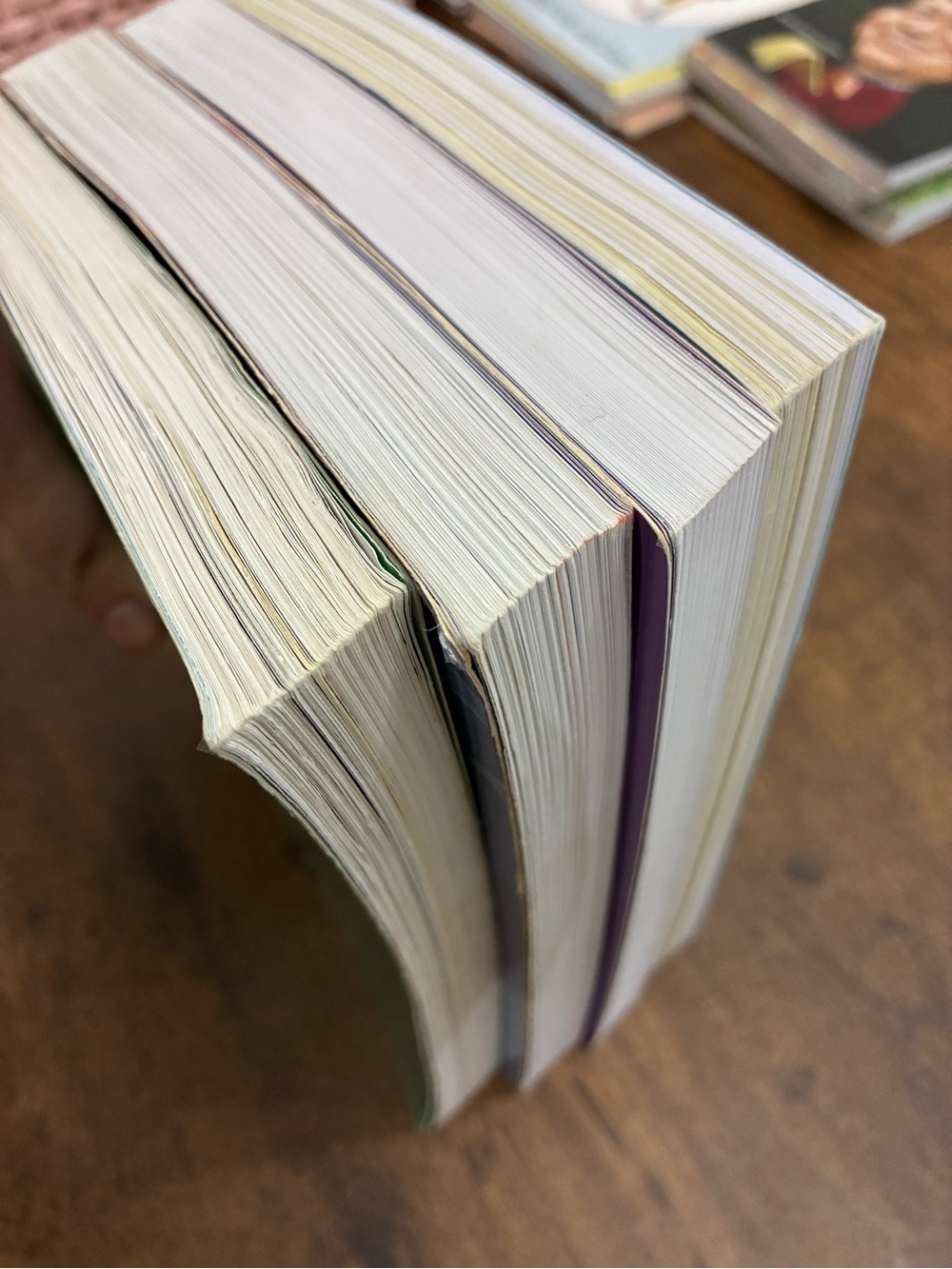 Raina Telgemeier YA Graphic Novel Set - Picture 6 of 6